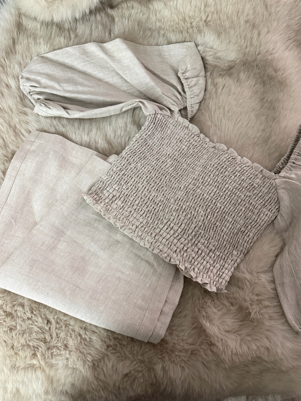 Reformation Linen Set